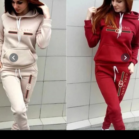 Two piece sweatsuits. - Picture 4 of 8